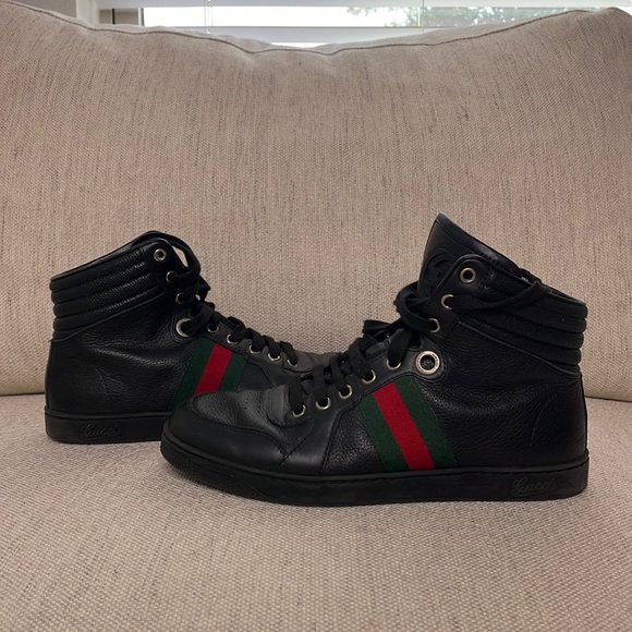 Gucci Black High-Top Sneakers with Red and Green Stripes - Picture 1 of 5